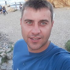 Родион, 32, Миусинск
