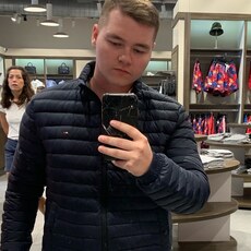 Вася, 24, Губаха