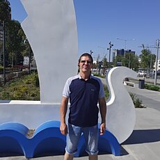 Лёва, 47, Новоазовск