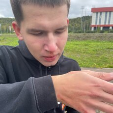 Толя, 25, Сатка