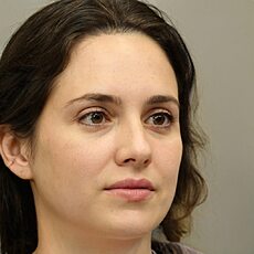 Маша, 25, Светлый