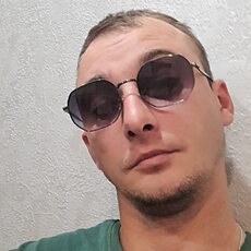 Валерий, 31, Карабаново