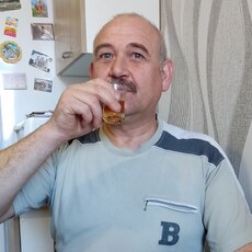 Лёва, 51, Москва