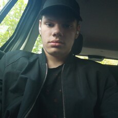 Руслан, 21, Серов