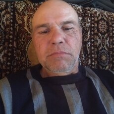 Платон, 52, Короча