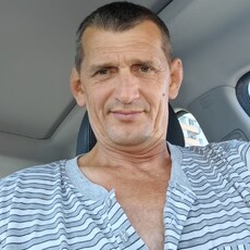 Илья, 53, Сланцы