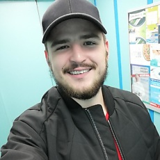 Георгий, 27, Ясиноватая