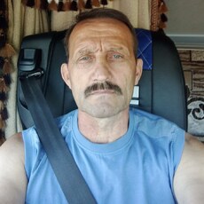 Адриан, 52, Новая Каховка