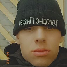 Кирюха, 22, Олонец