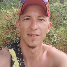 Антон, 34, Людиново
