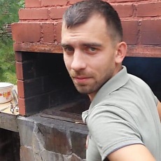 Кирилл, 32, Мурино