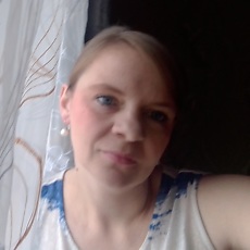 Екатерина, 40, Артёмовск (ДНР)