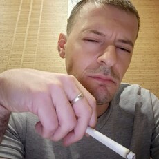 Лёва, 40, Калач