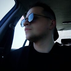 Денис, 29, Артёмовский