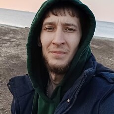 Донат, 33, Молодогвардейск