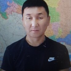 Виталий, 45, Струнино