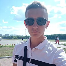 Виктор, 20, Шахты