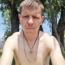 Лёня, 37, Суходольск