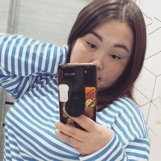 Юлия, 25, Голая Пристань