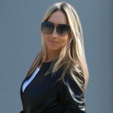 Лиля, 46, Санкт-Петербург