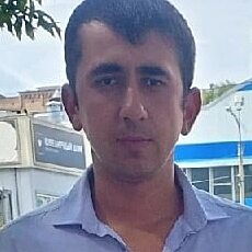 Илья, 31, Сенгилей
