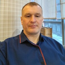 Юрий, 42, Луганск