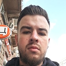 Анатолий, 28, Шелехов