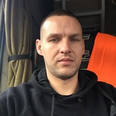 Вася, 31, Марьинка