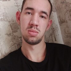 Эмиль, 23, Лангепас