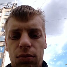 Илья, 30, Урус-Мартан