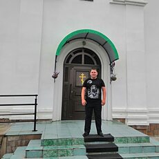 Лаврик, 36, Камбарка