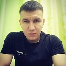 Слава, 31, Петровское