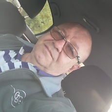 Аркадий, 51, Короча
