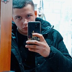 Михаил, 28, Малая Вишера