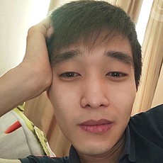 Виктор, 26, Усолье