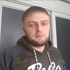 Геннадий, 34, Снежногорск