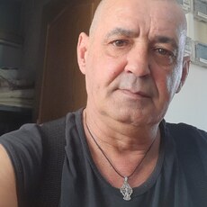 Паша, 62, Грязи
