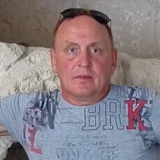 Валера, 48, Артёмово