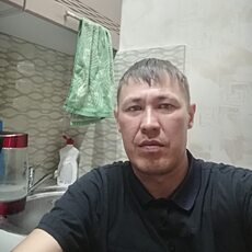 Виталий, 38, Красноармейск (Саратовская область)