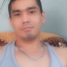 Валентин, 36, Камбарка