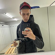 Радомир, 26, Ахтубинск