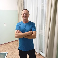 Лев, 53, Яровое