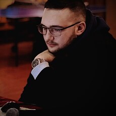 Лёва, 25, Свердловск