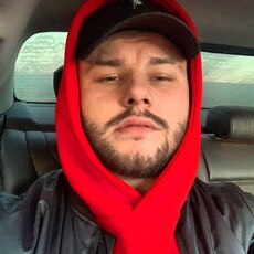 Пётр, 22, Пыталово