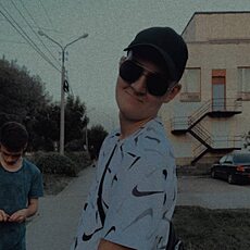 Филипп, 27, Далматово