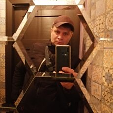 Валерий, 41, Щёкино