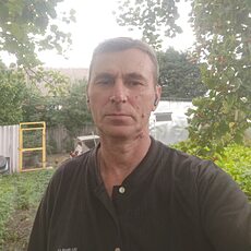 Роман, 61, Новосиль