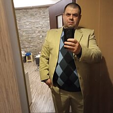 Слава, 44, Очёр