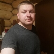 Олег, 37, Ивангород