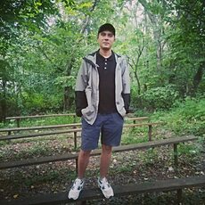 Рома, 26, Светогорск